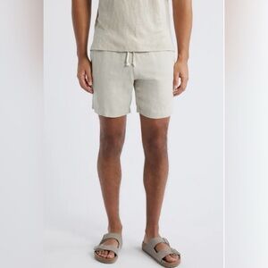 Alex Crane Bo Linen Drawstring Linen Shorts in Bone
Size S